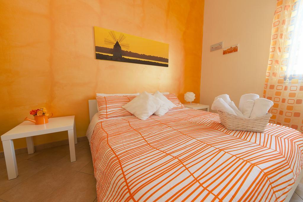 B&B Bianco Sale Trapani Rilievo Exterior foto